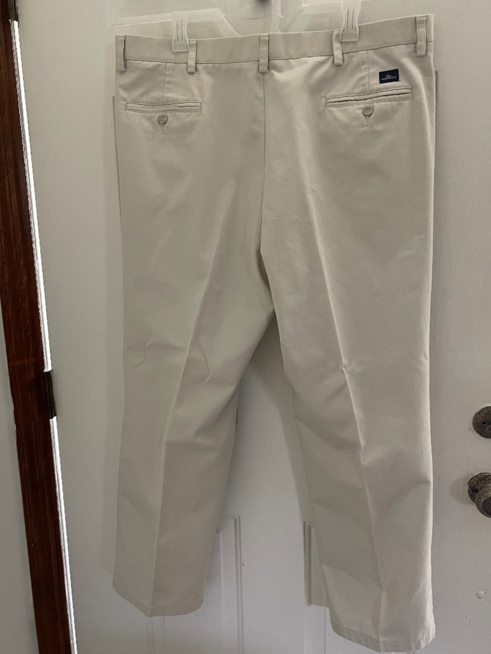 Dockers Mens Khaki Chino Pants 42x30 Pleated - Picture 3 of 15